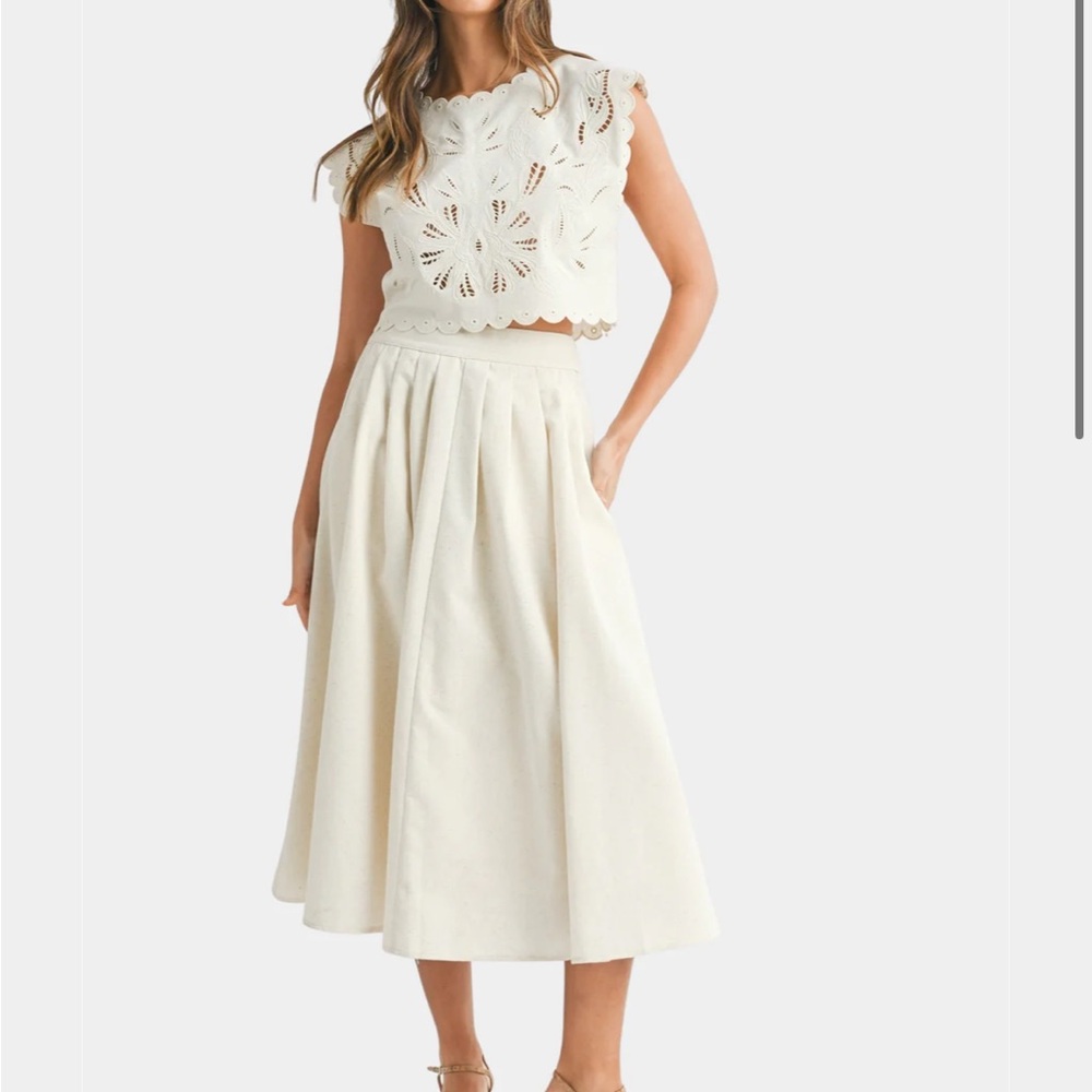 Boutique Linen Blend Set in Oatmeal | Medium